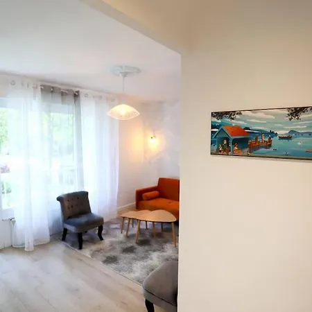 Apartment A 2 Pas Du Lac Ste Bernadette